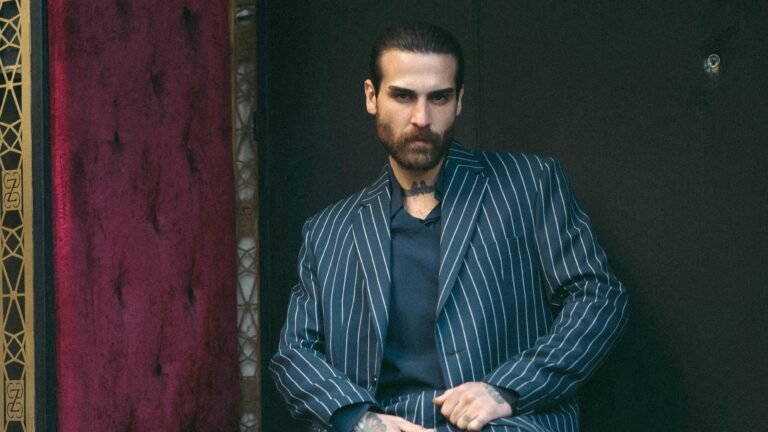 pexels-ahcapture-30916978